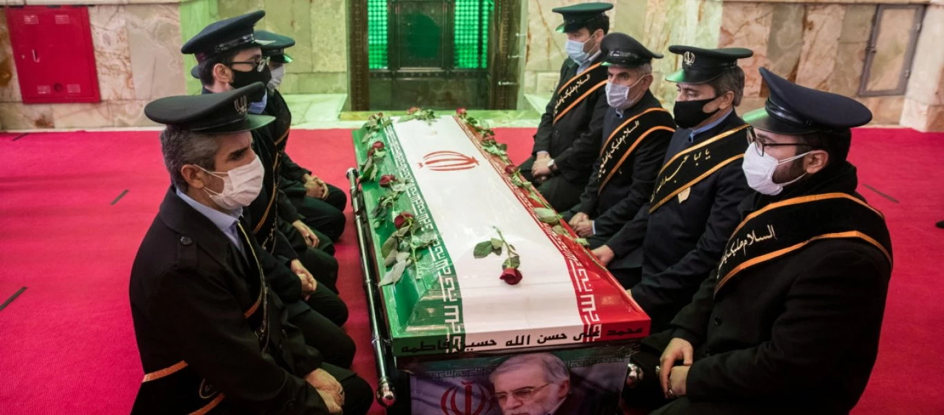 Φρουροί επανάστασης για τη δολοφονία του Ιρανού επιστήμονα: «Έγινε με εξελιγμένο εξοπλισμό ελεγχόμενο από δορυφόρο»